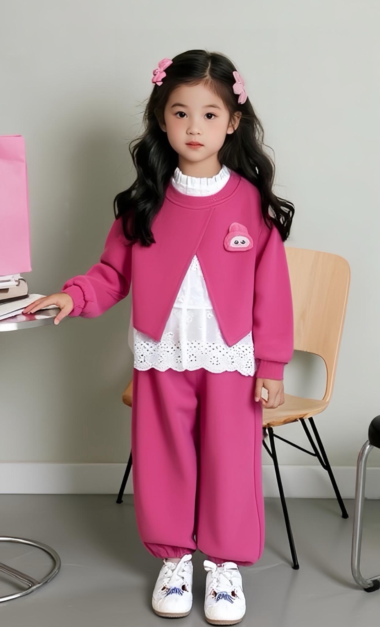 2025女童洋气时髦秋季新款甜酷可爱套装。#2025年秋季都流行穿什么 #国庆穿搭这就开始预备了 #生女儿就是用来打扮的 #随机穿搭挑战 #穿搭如呼吸般简单 @DOU+上热门 @DOU+小助手 @抖加🔥上热门🔥dou+🔥热点宝
