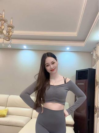 何其有幸遇见你,当你走近我心里那一刻起,就没人能替代你,你是我这辈子,最美的遇见!