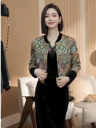 格娜新款正反两穿套装 #早秋显身材平价上衣合集 格娜2025秋季新款中国风外穿女款爆款2025新款外套正反两穿女套装#穿搭灵感 #高级感穿搭 #韩系简约穿搭 @抖音创作灵感 @DOU+小助手 @抖音创作小助手