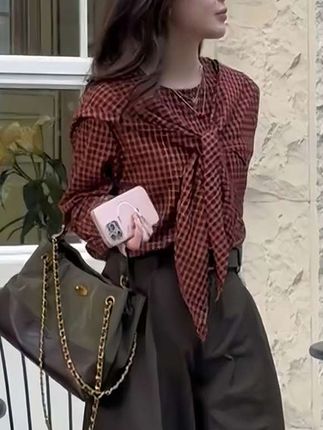 复古格子蝴蝶结长袖衬衫女早秋季2025新款宽松设计感小众绑带上衣#春秋新款 #优雅气质 #新品穿搭 #穿出自信穿出美丽 #美搭尽显女神范 (A1生成)