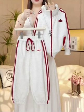 【秋上新】休闲风套装拉链秋季运动风外套童装极简风#女童穿搭 #女童套装 #女童套装 #女童套装 #女童套装