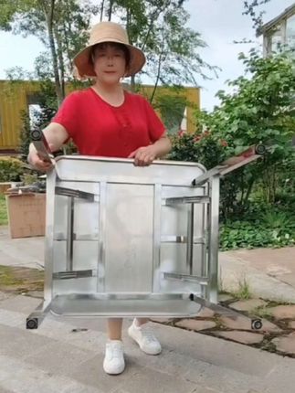 加厚不锈钢折叠桌家用饭桌夜市租房饭店餐桌户外摆摊桌夜市烧烤桌#结实耐用 #折叠餐桌