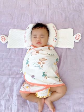 #上热门 宝宝总喜欢偏头睡,想让他睡出好头型就给他安排一个小米定型枕 #定型枕 #矫正宝宝头型的枕头 #头型定型枕