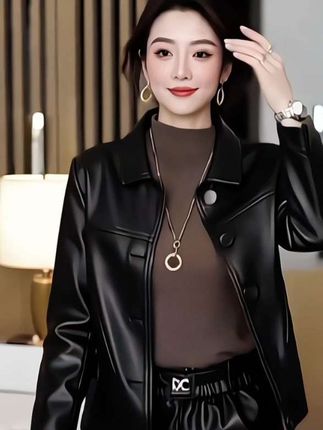 啄木鸟新款皮夹克加绒加厚欧货2025爆款皮衣时尚显瘦春冬女#新款皮夹克#皮夹克#加绒加厚皮夹克