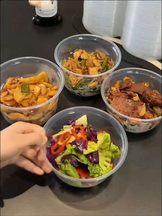 超便宜超划算 一次性碗+筷子 餐具家用套装聚会酒席塑料碗加厚#一次性碗#方便又实用#居家好物 #环保餐具#超便宜超划算