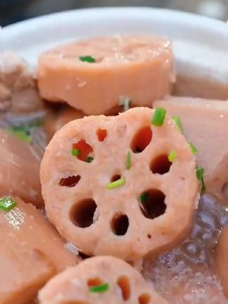洪湖粉藕,吃起来粉粉糯糯,像板栗一样#抖音美食推荐官 #粉藕 #美食 #太好吃了