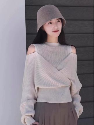 #整个时尚圈都在等入chill 秋装搭配一整套洋气韩系氛围感休闲职业裤子套装盐系轻熟两件套女#阔腿裤穿搭 #轻熟风穿搭 #通勤风穿搭 #日常穿搭分享