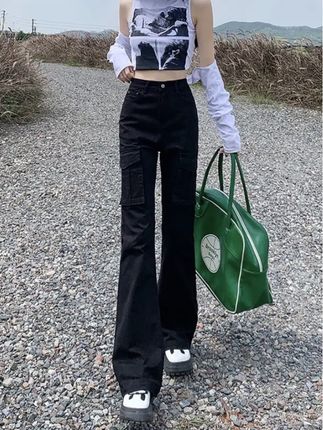 微喇叭工装裤欧美风显瘦登山裤子女新款洋气百搭显高显腿长#工装裤 #微喇叭裤 #显瘦穿搭 #显瘦裤子 #百搭裤子