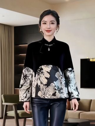#双11不会买错的运动好物清单 #休闲减龄穿搭 #面料柔软舒适 #减龄气质 #百搭上衣 今年流行新中式设计感丝绒衬衫女春秋国风复古拼接长袖打底衫