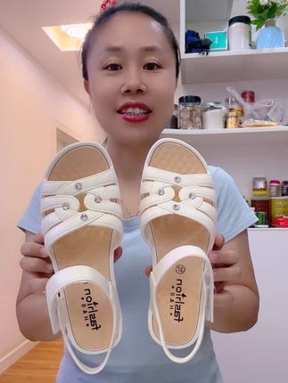 #夏季凉鞋 #脚宽脚胖都可以 #好鞋推荐