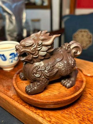 紫砂陶瓷茶宠貔貅茶台茶桌摆件装饰品貔貅茶玩茶宠精品茶具摆设#貔貅茶宠 #茶宠#紫砂茶宠 #茶宠摆件 #茶器之美