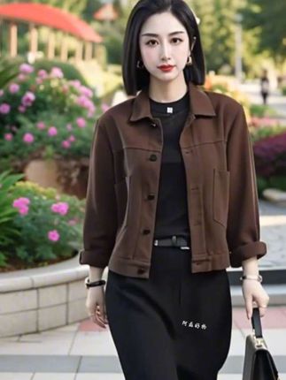 #秋冬都市硬核穿搭#秋冬穿搭大揭秘##时尚减龄穿搭 #时尚穿搭女装 #气质风衣穿搭