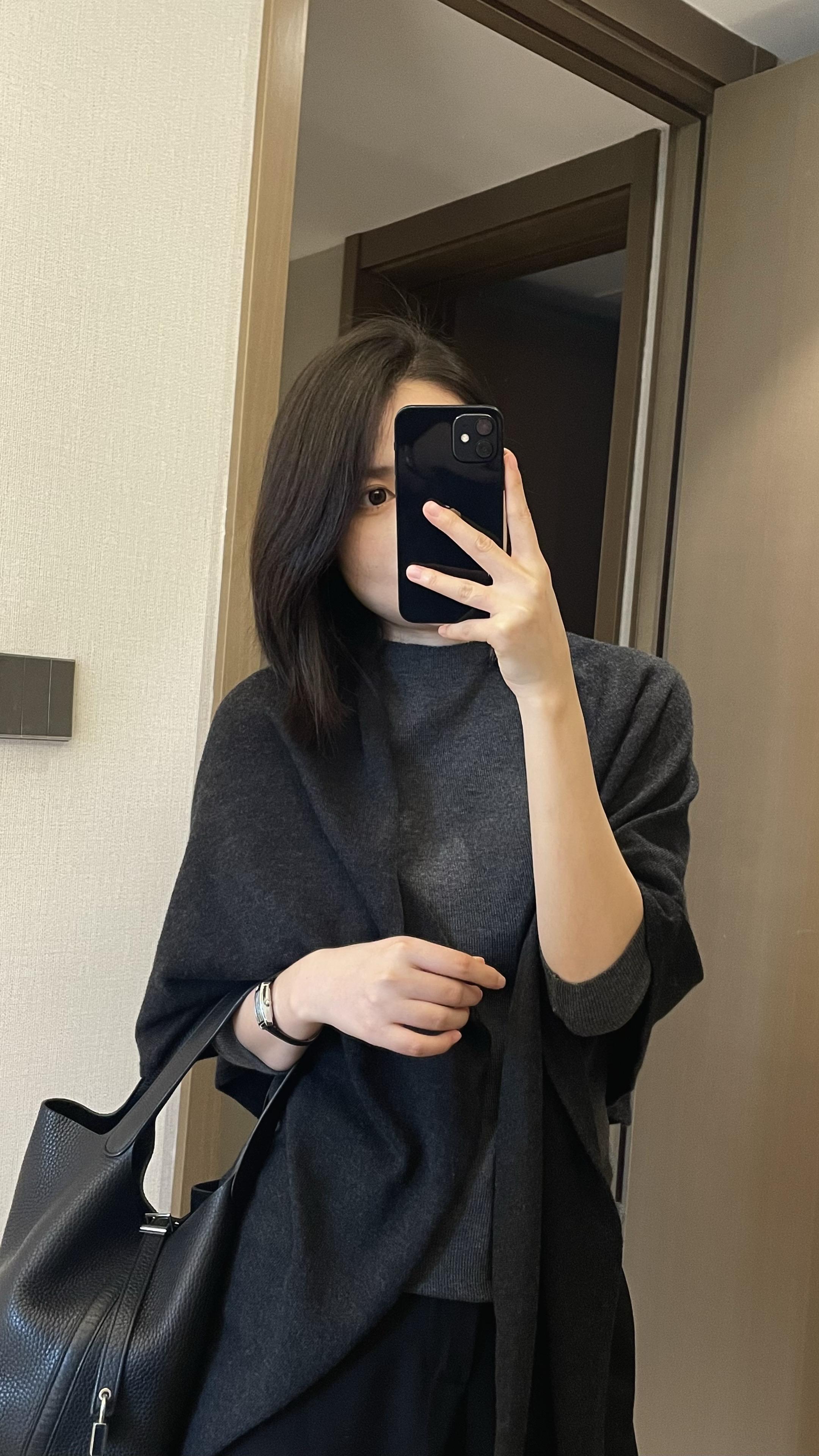 记住你的主线任务 目标是穿越沼泽 不是对付每一条鳄鱼 #ootd穿搭 #早秋穿搭 #对镜拍 #穿搭分享