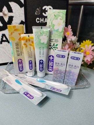 #自用好物推荐 舒客植萃养龈牙膏修护舒缓温和护龈滋养清新抗敏感修护家庭囤货装#爱牙护牙 #美白牙膏 #刷牙安排一下 #强烈推荐