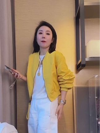 秋季新款棒球服外套#时髦穿搭 #棒球服 #外套 #秋冬穿搭
