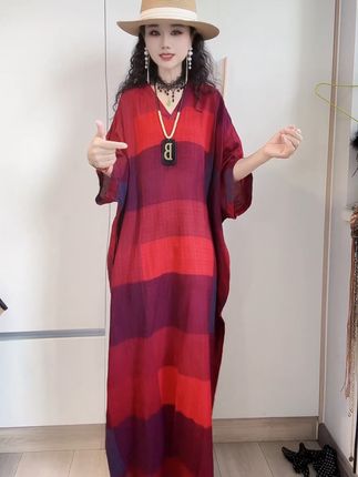 #直播高光 度假风旅游V领复古花色长裙女2025夏季款大码宽松棉麻遮肉连衣裙#谁穿谁好看 #爱了爱了