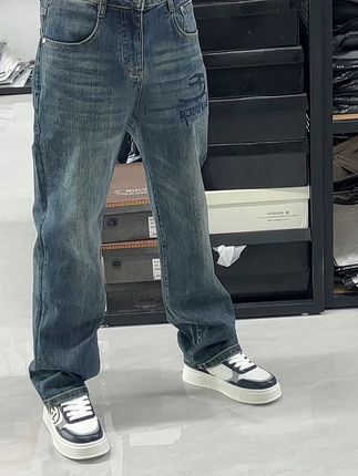 新款直筒牛仔裤#牛仔裤搭配