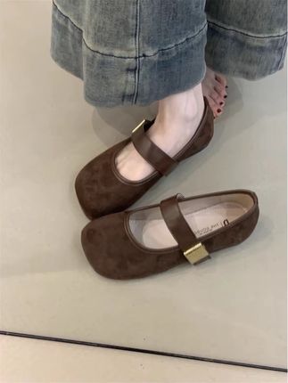 #鞋子穿搭 #便宜又好穿 #防滑耐磨 #美鞋控 #上脚舒适