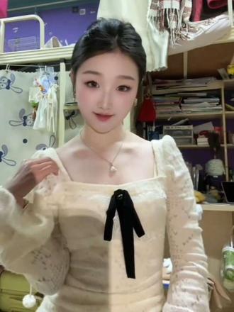 #阿米嘎蒂朵喵喵手势舞 来一个手势舞#宿舍