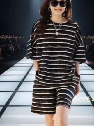 啄木鸟100%纯棉条纹套装女夏季大码女装宽松休闲短袖短裤两件套潮#品质女装 #黑色系穿搭 #出街穿搭