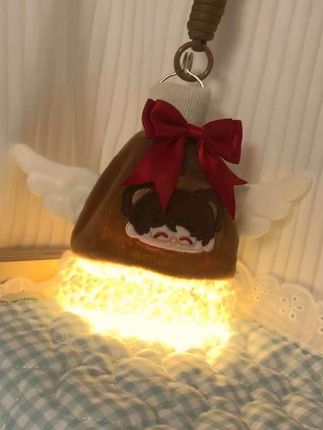 敲可爱的小夜灯袭来! 快把小宝们带回家~ #光与夜之恋 #陆沉 #齐司礼 #查理苏 #萧逸 #夏鸣星