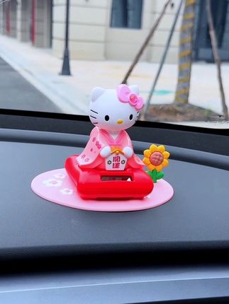 是谁还没有收到好朋友送的点头kitty摆件呀好可爱😍 #hellokitty #少女心爆棚 #车载摆件 #装饰品摆件 #车内好物
