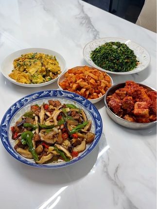 人间烟火,最抚人心,有人做饭,有人等待侯#家常饭菜 #简简单单一顿家常便饭