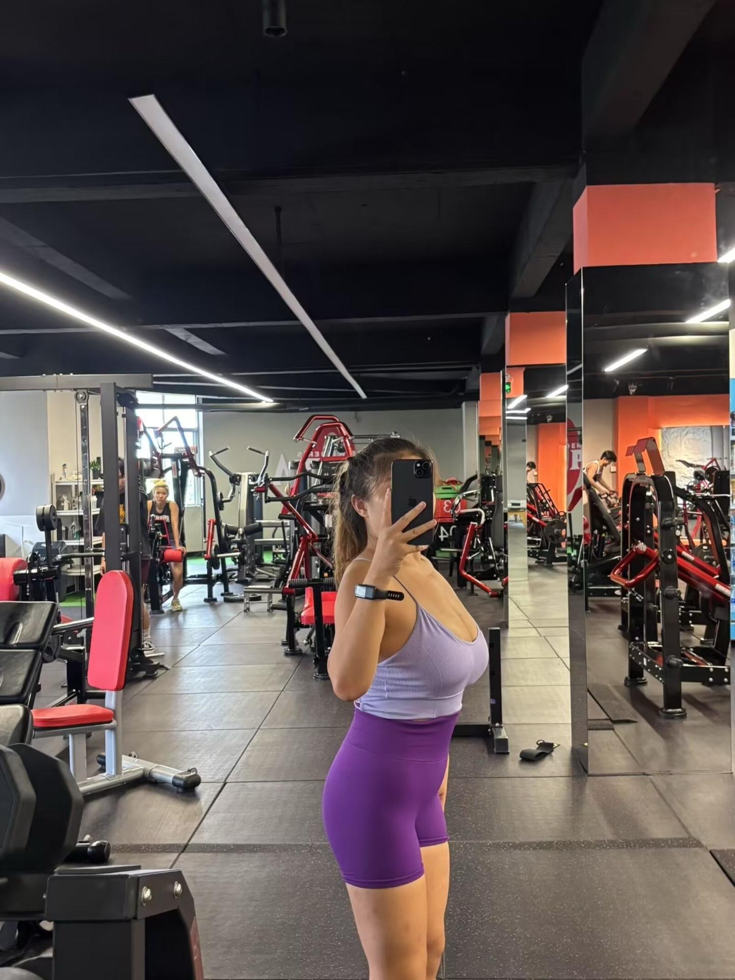#爱健身的小姐姐 #健身 #自律的顶端就是享受孤独