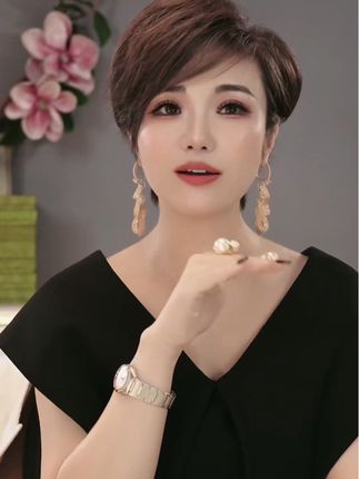 铜合金合成锆石耳饰 金色独特亮片流苏耳环女轻奢耳钉高级感耳饰#热门#热门音乐🔥