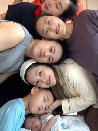 如果幸福有形状,那就是一家人叠起来的模样!#幸福具象化 #全家同框 #将大莱的日常
