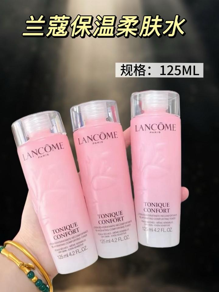 换季皮肤干痒脱屑?不妨试试这款兰蔻粉水!它质地清透如水,轻轻按压就能迅速渗透,为肌肤注入充足活力,补水锁湿的同时还能舒缓维稳,实在让人爱不释手!不管是油性、干性还是混合性肌肤都适用,让你的肌肤时刻保持良好状态,赶紧来一瓶吧!#兰蔻 #兰蔻粉水 #护肤 #柔肤水#自用好物分享