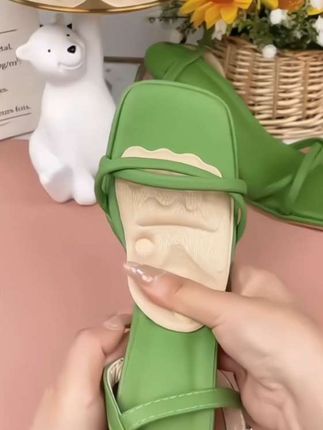 海棉加厚前脚掌垫防痛垫半码垫高跟鞋半码鞋垫女鞋大改小一码调节 #脚掌垫 #半码垫前掌垫 #防滑耐磨 #上脚舒适 #透气舒适