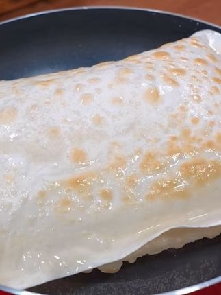 放假在家可以给孩子们做这个鸡蛋灌饼,好吃简单又卫生,赶紧试一试! #鸡蛋灌饼
