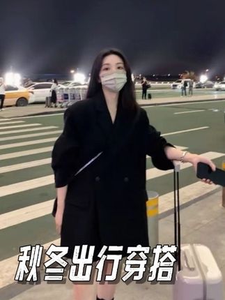 西装外套女小个子2025春秋新款韩版宽松显瘦休闲2粒扣炸街西服#女装#西装外套#西服@DOU+好生意 @DOU+小助手