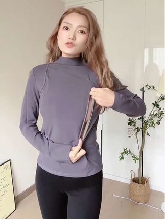 #哺乳衣新品 半高领哺乳期打底衫辣妈款秋冬新款加绒保暖长袖T恤产后喂奶上衣#哺乳衣秋冬款 #哺乳外出衣 #辣妈哺乳衣 #哺乳打底衫 @DOU+小助手