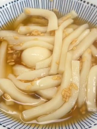 #分享家乡美食 #贵州饵块粑 #还是小时候的味道 #甜酒饵块粑 #戒不掉的贵州味道