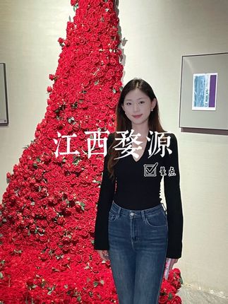 这个秋天总要去一趟婺源吧#有一种晒秋叫婺源 #晋享婺源晒秋赏枫天花板 #婺源啃秋季来啦#在婺源看见人生秋天