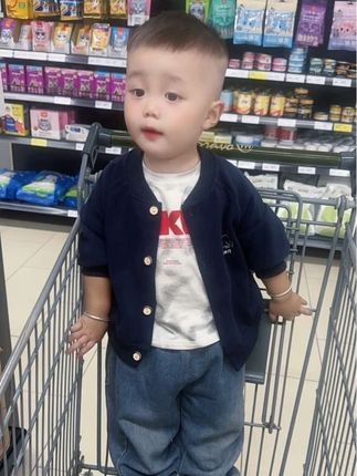 是我的儿子,是我的男孩,是我的铠甲,也是这个世界上唯一一个跟我分享过同一个心跳的人~#潮童必备 #高质量童装 #萌娃#我的男孩