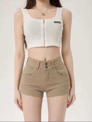 大码美式复古卡其色双扣牛仔短裤女夏季高腰显瘦性感紧身包臀热裤#辣妹穿搭 #高腰显瘦#紧身牛仔短裤 #美式复古牛仔裤