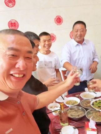 今个来的是商城县吴河乡,让外地的朋友看看我们信阳农村酒席,有哪些什么菜,跟你们家乡有哪些不同#流水席#真实生活分享计划
