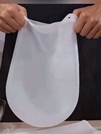 #创作灵感 #硅胶揉面袋 #和面袋 #厨房好物 #不粘手硅胶揉面袋 @DOU+小助手