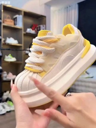 贝壳头百搭小白鞋#小白鞋 #板鞋 #运动鞋 #贝壳头板鞋 #时尚穿搭
