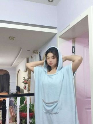 #上热门周末洗澡放松一下心情。洗完澡,吹干头发,换一身家居服,,此刻,幸福感爆棚#周末快乐 #睡衣家居服 @DOU+小助手 @抖音热点宝 @Arzium