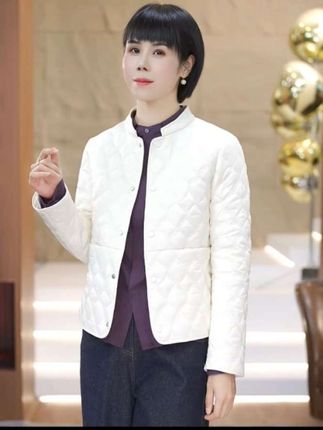 #无限回购的宝藏单品 #时尚休闲分割线格子棉服#品质女装 #时尚穿搭 #棉服