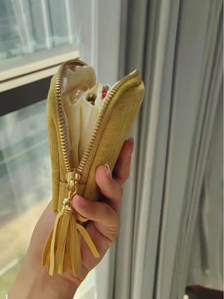 每个手串都有一套独立单间,随身携带的感觉真的很棒呀!再也不怕挂也不怕落灰啦#文玩手串 #文玩包#首饰收纳 #水晶手串#项链控