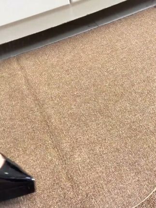 穿上不累脚的高跟鞋,优雅走一整天! 姐妹们!这款鞋子真的太好穿了!!! 近一个月销量破万,好评不断!#好物推荐🔥#好穿不累脚#百搭鞋子#透气舒适#高跟鞋