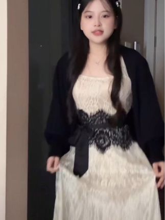 初恋古早风甜美法式温柔纯欲蕾丝连衣裙女