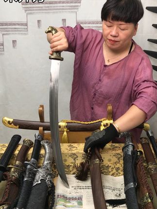 #蒙古刀#冷兵器#男人的玩具#工艺品@DOU+上热门