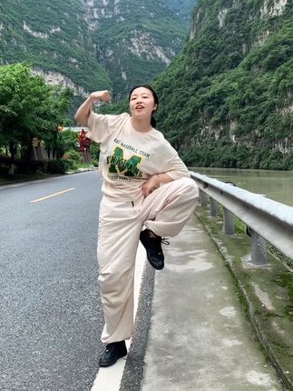 #爱舞蹈爱生活的人最可爱 #青春活力 #likejennie 感叹大自然的鬼斧神工👊