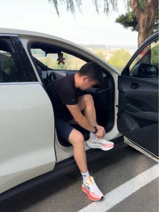 穿上脚感是不一样 透气舒服还不累脚#透气舒适 #运动休闲 #跑步鞋 #运动鞋 #好鞋推荐